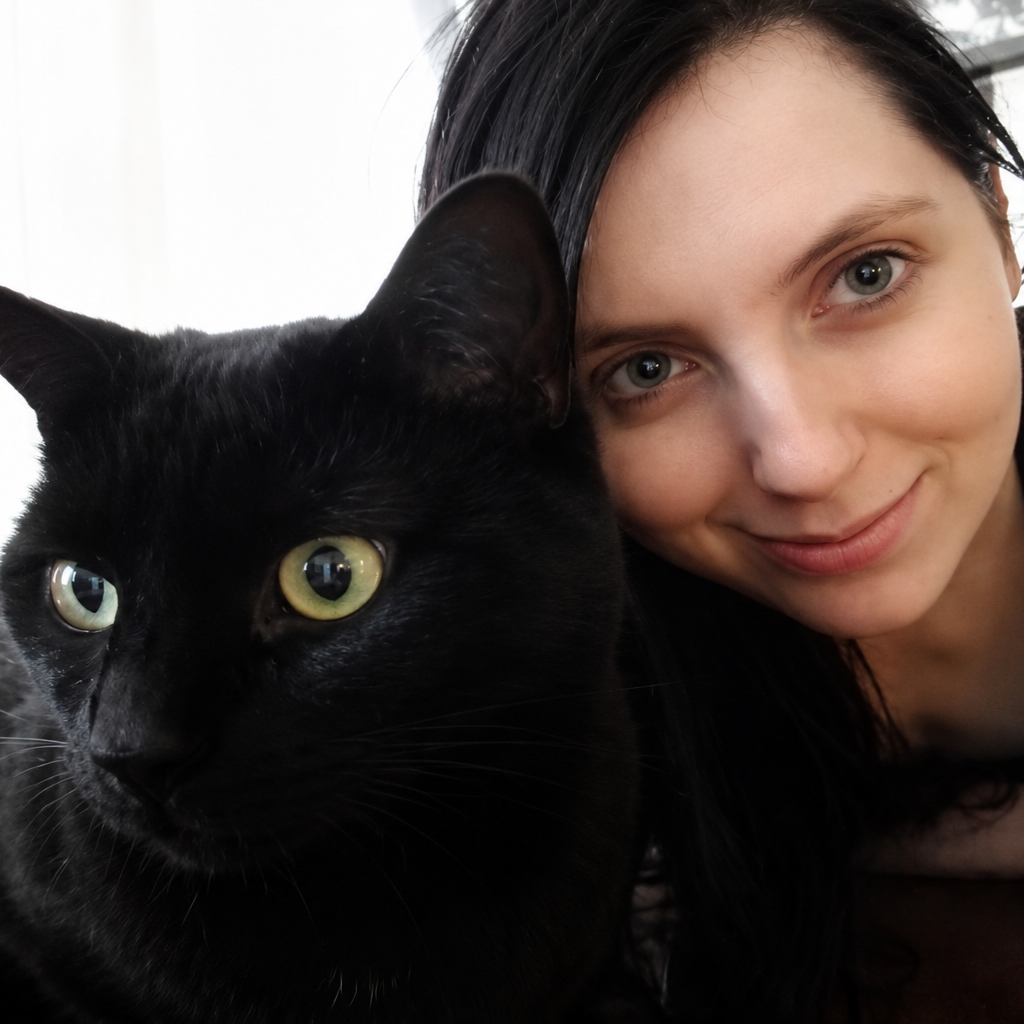 Janine mit Katze Xenia